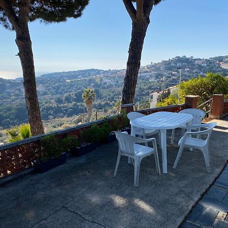 Villa Catalina - Vistamar Sant Cebria de Vallalta Екстер'єр фото